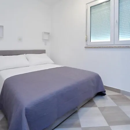 Pepi 2 Διαμέρισμα Ζαντάρ